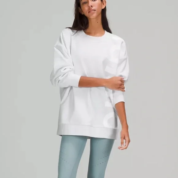 ❤️LULULEMON PERFECTLY OVERSIZED CREW* LOGO-WHITE❤️ - Picture 3 of 12